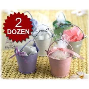   Colored Tin Pails Favor Boxes With White Organza Bags