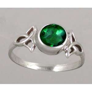   Celtic Knot Ring with Emerald Green Quartz, 6 [Jewelry] Jewelry